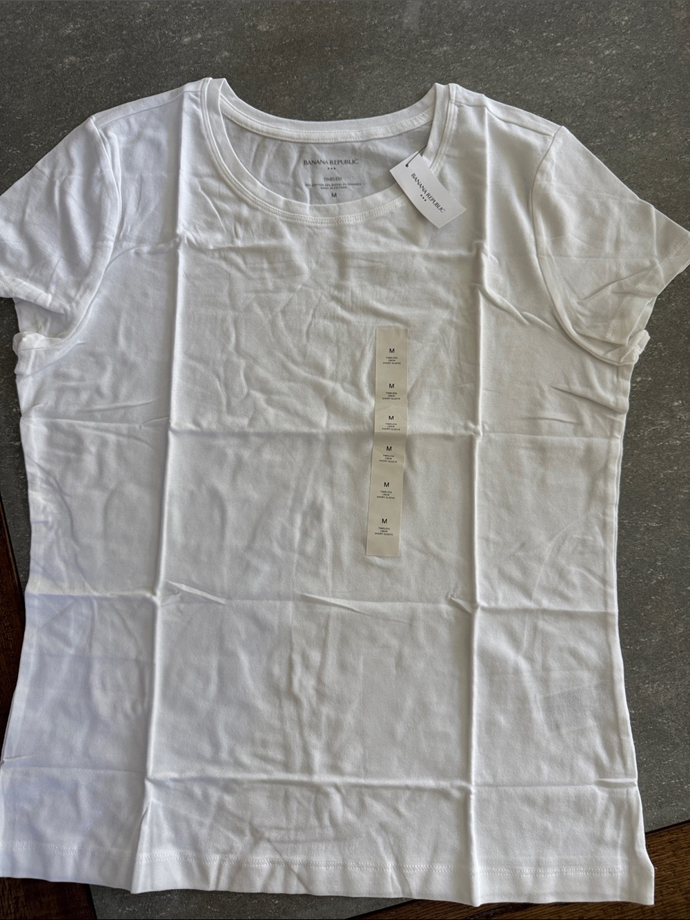 Banana Republic White Short Sleeve Scoop Neck Tee